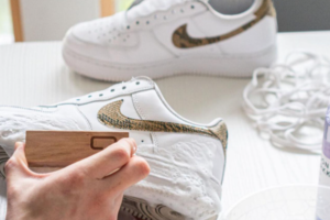 How to Clean Dirty White Sneakers